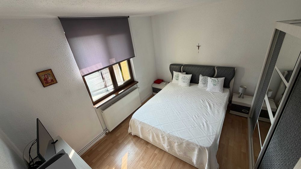Apartament cu 3 camere in cartierul Iernuteni