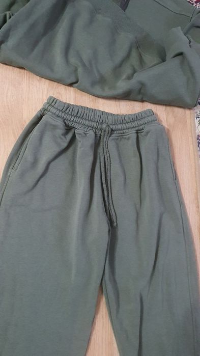 Костюм спортивный женский