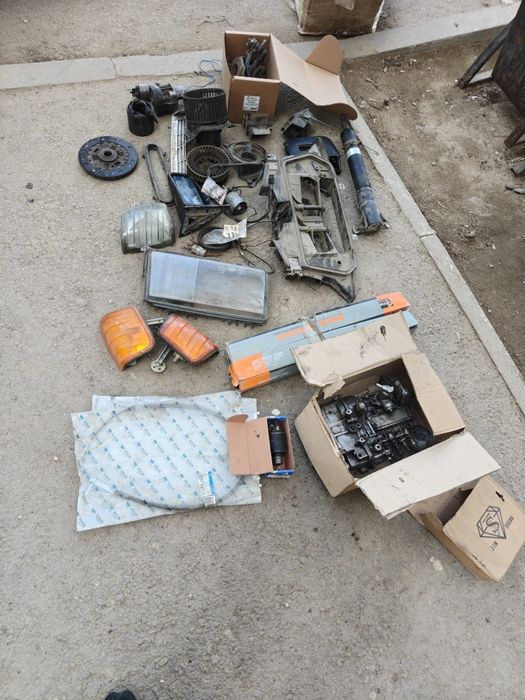 Запчасти на Мерседес 190 дизель