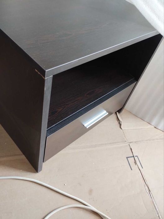 Комплект нощни шкафчета, 2 бр