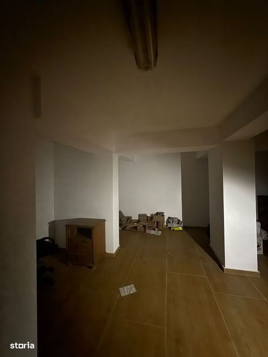 Spațiu Comercial De Închiriat – Valea Oltului -2 Locuri Parcare