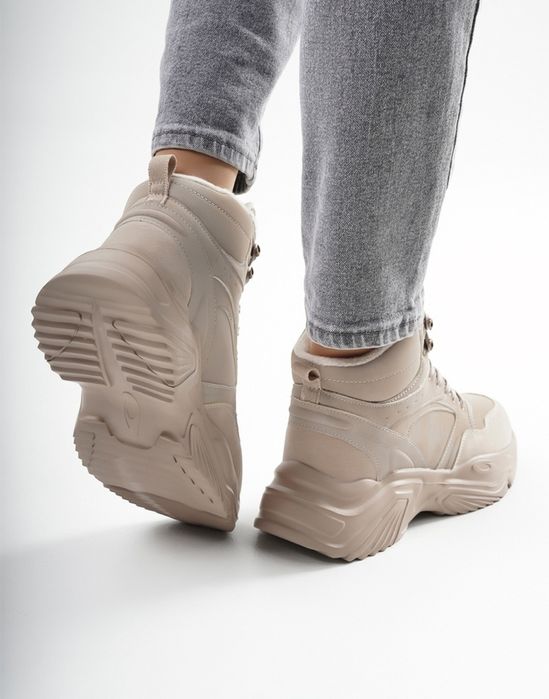 Демисезонные ботинки женские