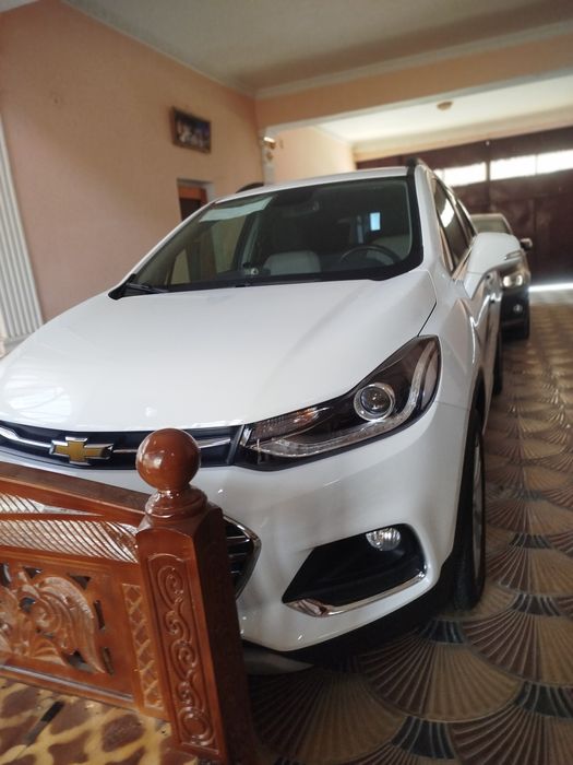 Трекер 1 сотилади срочно