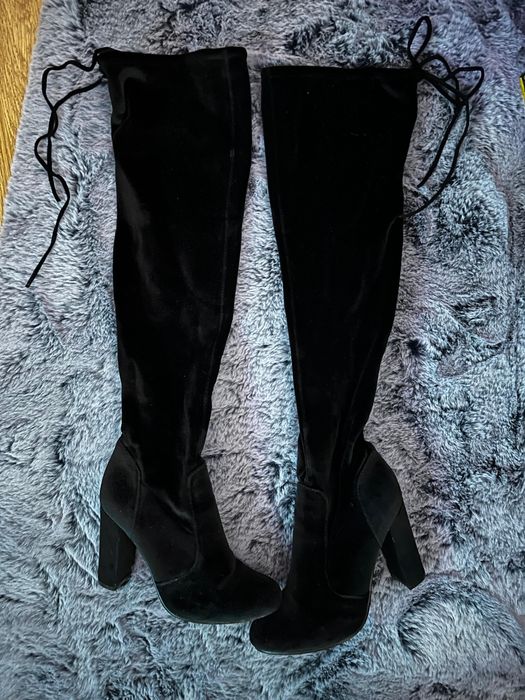 Cizme de catifea cu toc