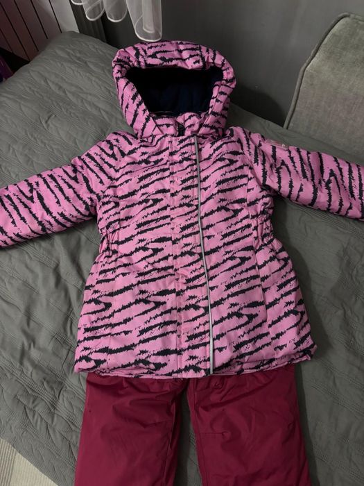 Зимний костюм  б/у на 5-6 лет