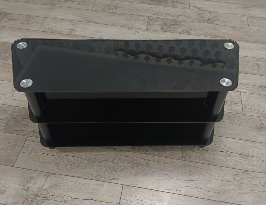 Продам тумбочку срочно