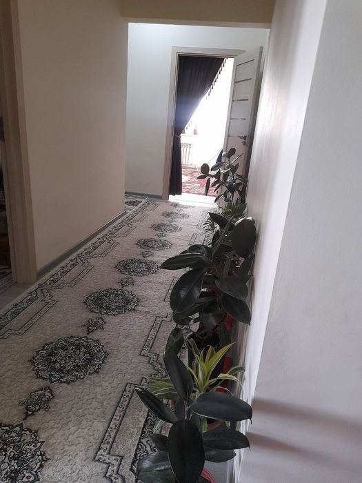 Qorasuv 1da ,3 xonali kvartira oilaga  zaks bn ijaraga beriladi