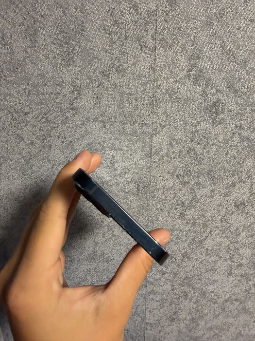 iPhone 13 128Gb 79% акб в нормальном состоянии
