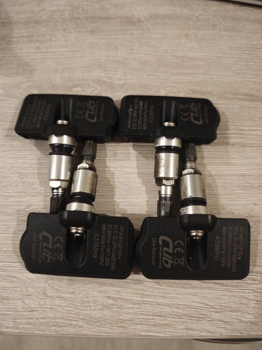 Датчици/TPMS сензори за налягането в гумите за Мерцедес GLC