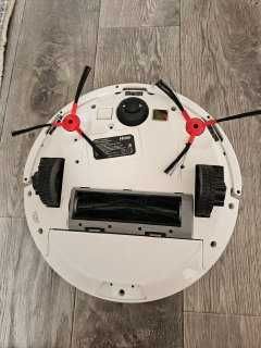 Робот пылесос Haier HSR