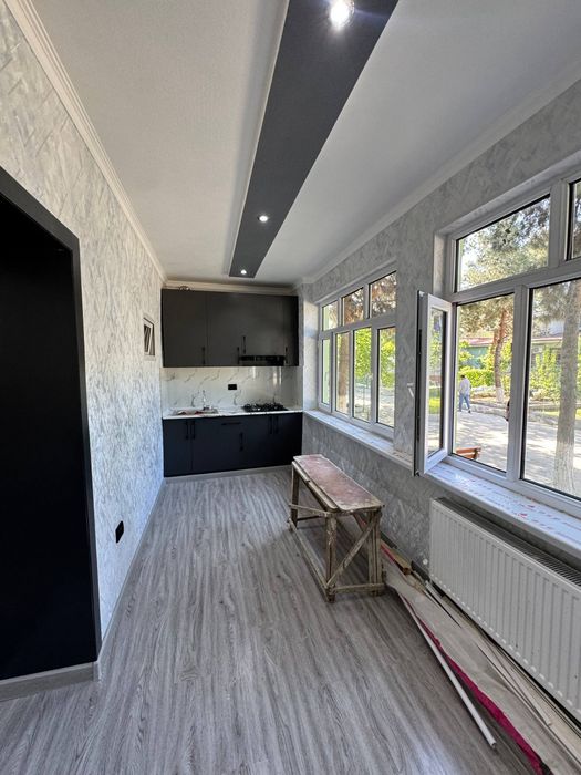 Kvartira  sotiladi 2 honalik 3 hona qilingan