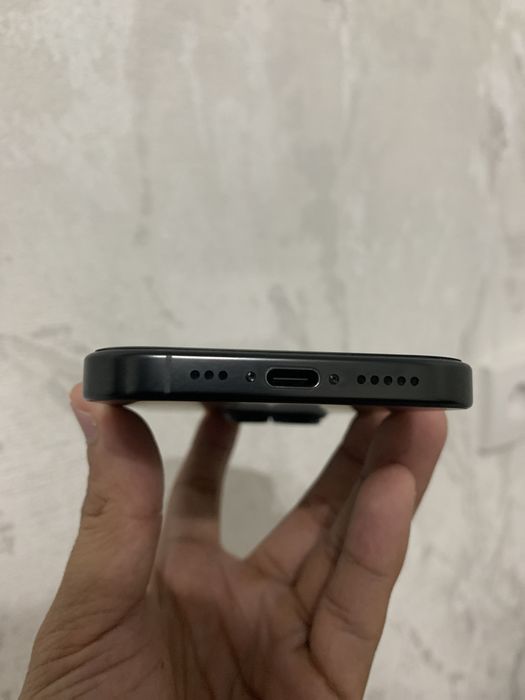 iPhone 16 Pro 256GB Sim Full Box Ideal