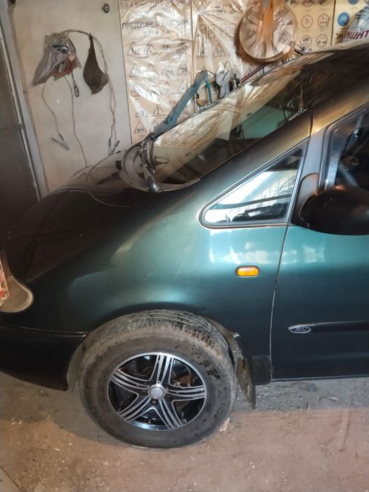 Форд Галакси 1998г.