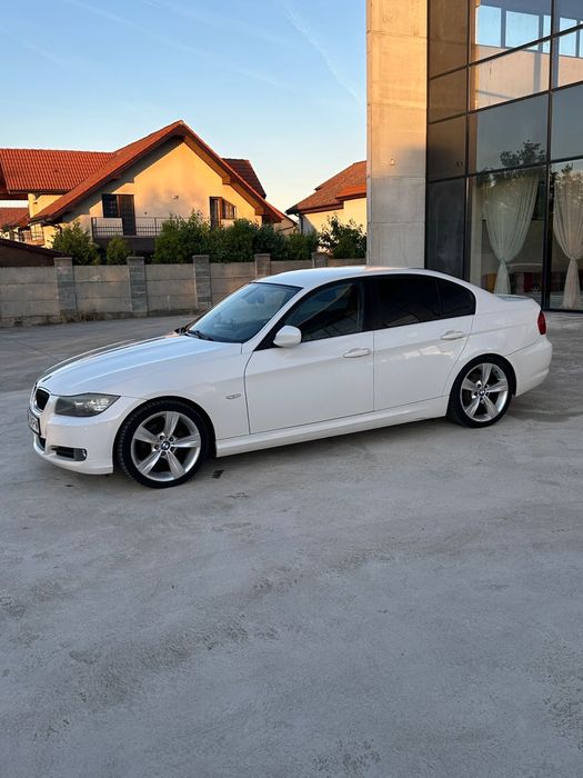 Vând BMW 318d N47