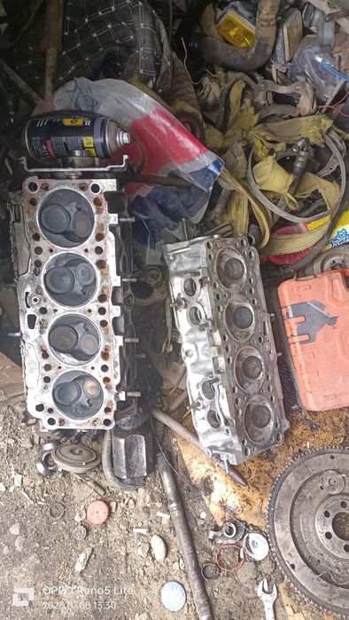 Продам (двигатель) блок галовка на  Мазда 626 2 объем