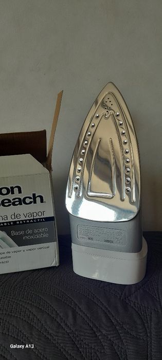 Продам новый утюг