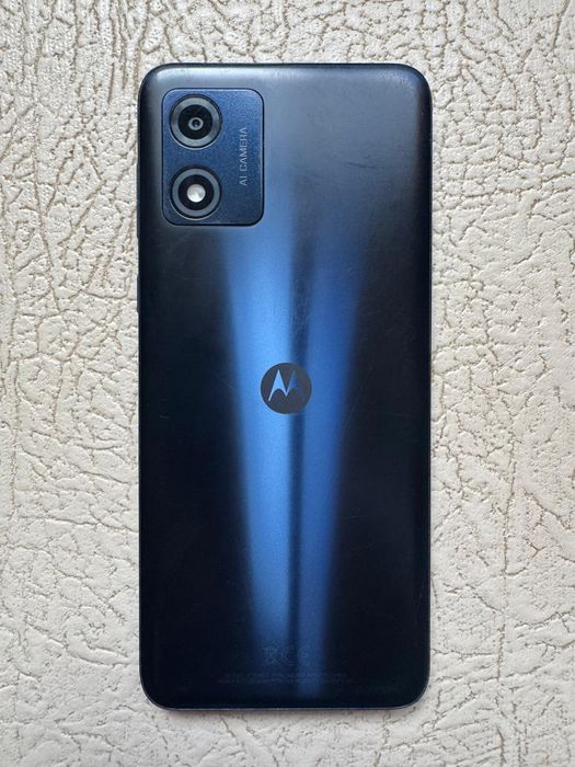 Motorola moto E13.  64GB