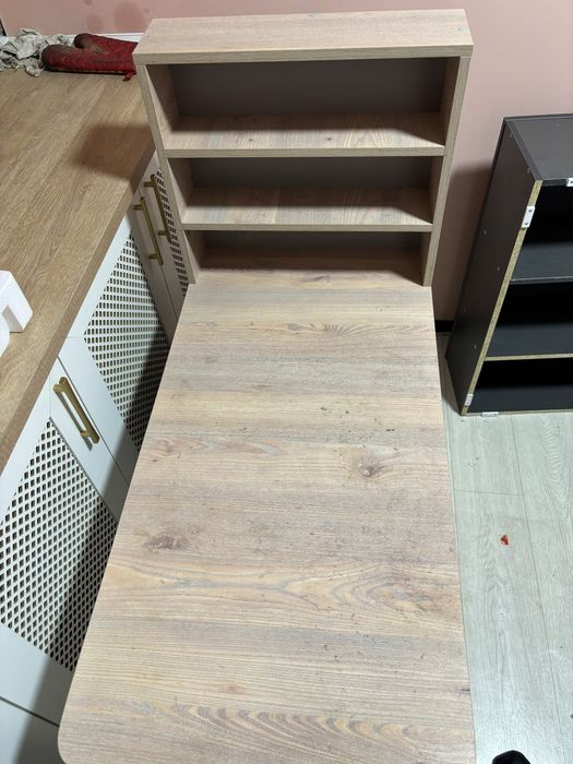 Продоётся маникюрный стол