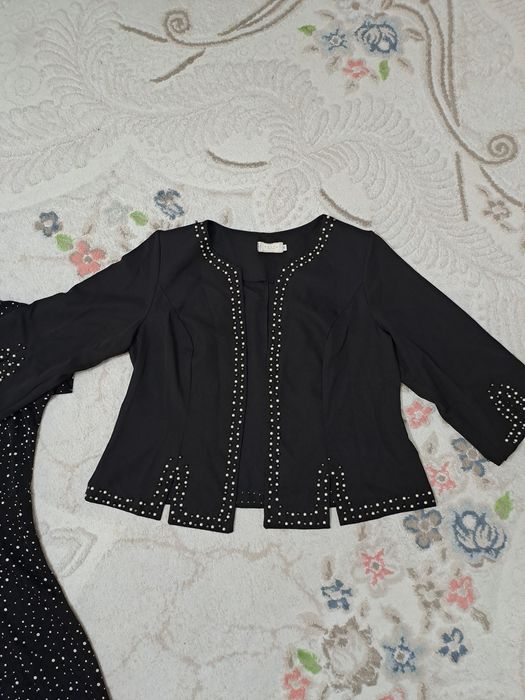 Продам нарядное платье 54 р