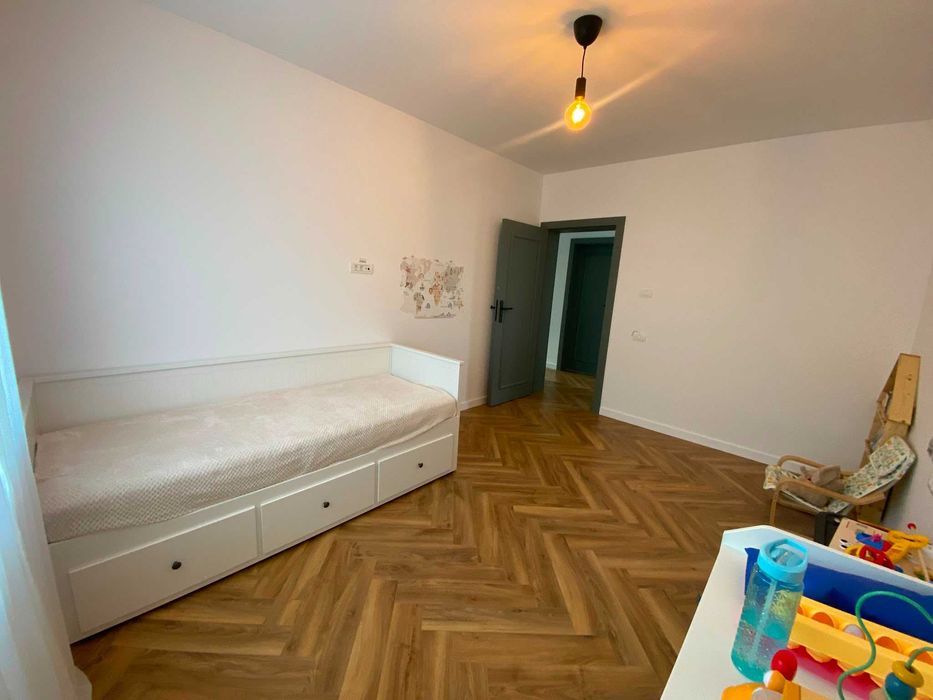 Vând casă individuală în Moșnița Veche - Proprietar - 100 mp utili -731 mp teren