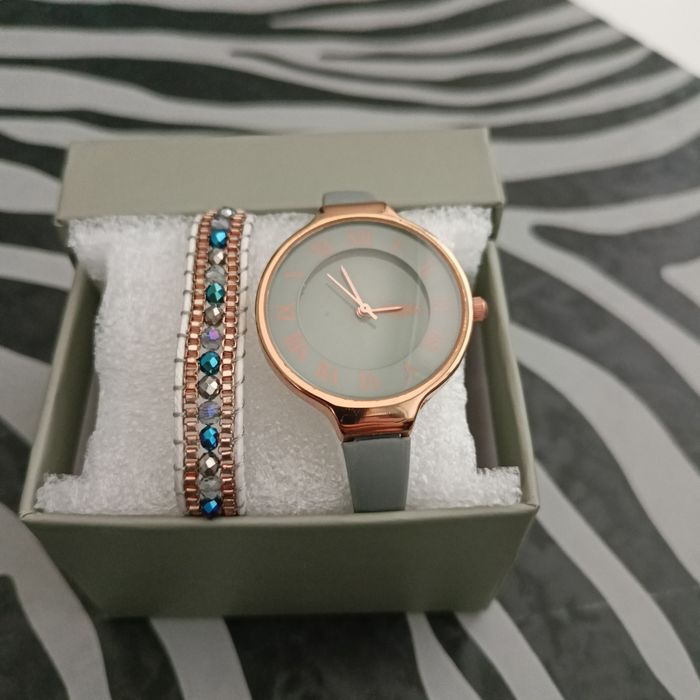 Комплект часовник и гривна