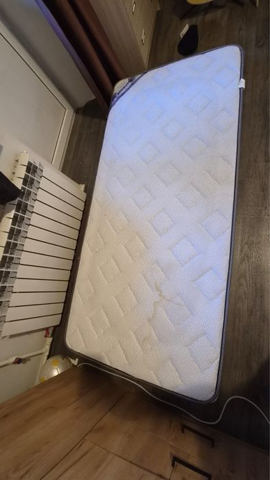 Продам Матрас б/у