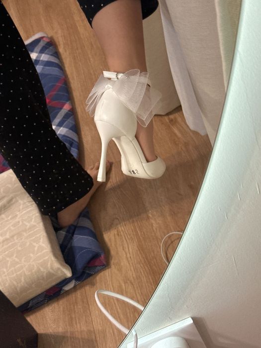 Туфли на каблуке