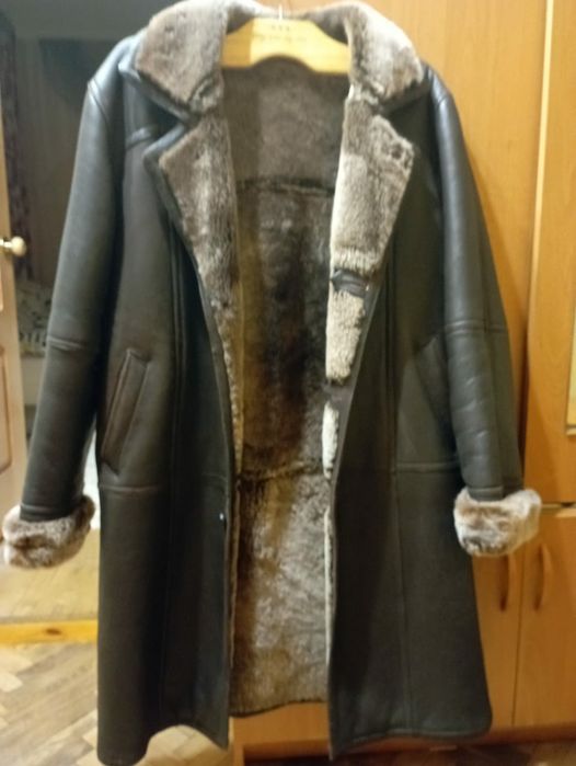 Продам мужскую дублёнку.