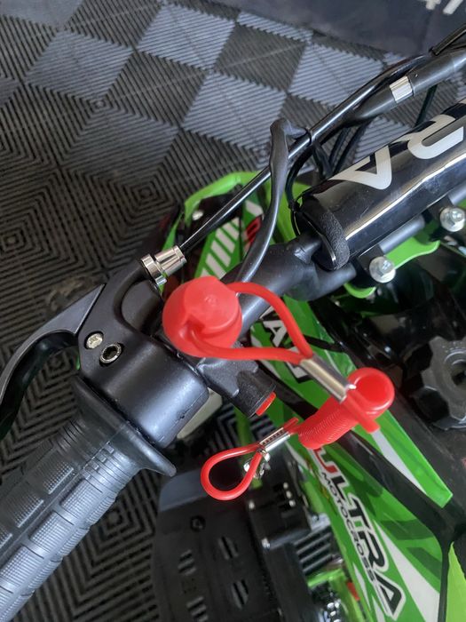 Atv  quad 49cc ultra nou cu garantie si livrare in tara