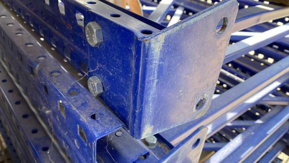 Rafturi metalice industriale