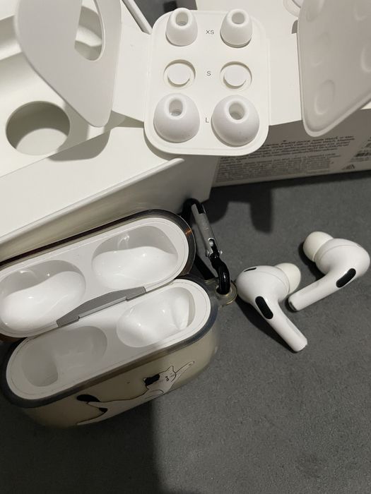 продаю air pods pro 2