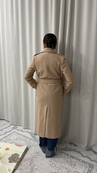 Продам стильное демисезонное пальто