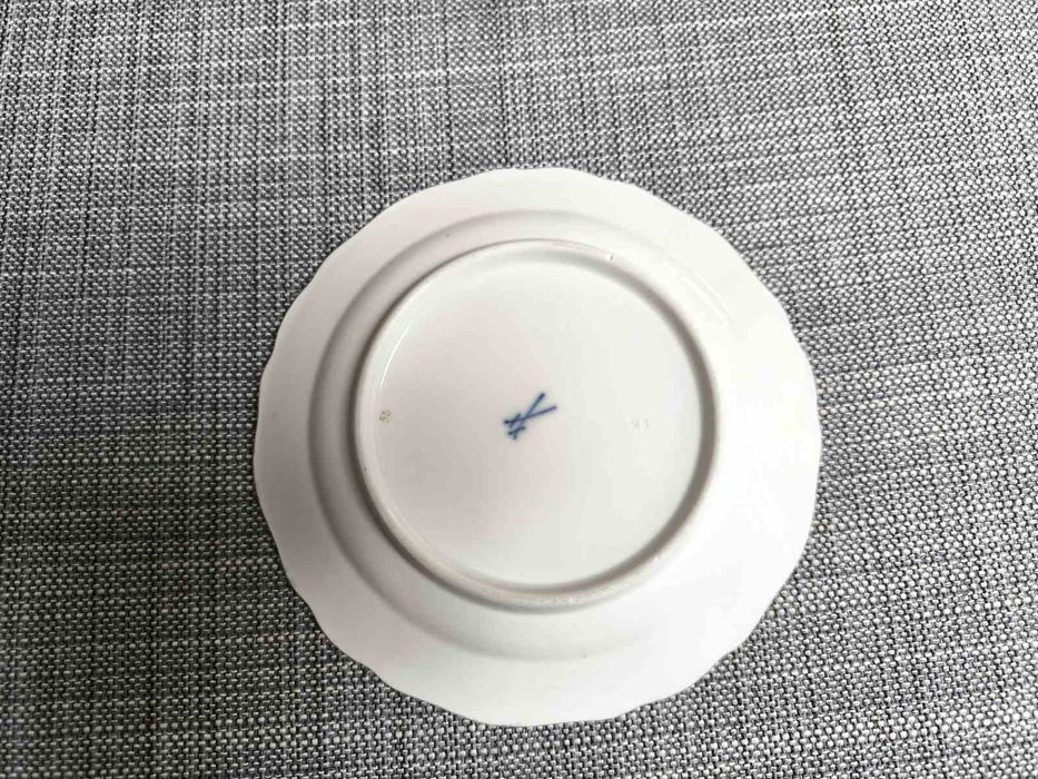 Продавам чиния Мейсън  розов Дракон 1934/45 година Уникат