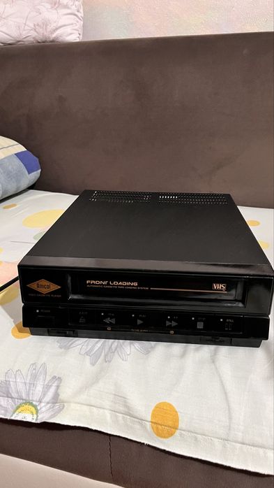 Чисто нов видеоплейър Amcol