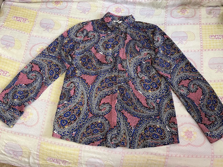 Продам Рубашки/Блузки