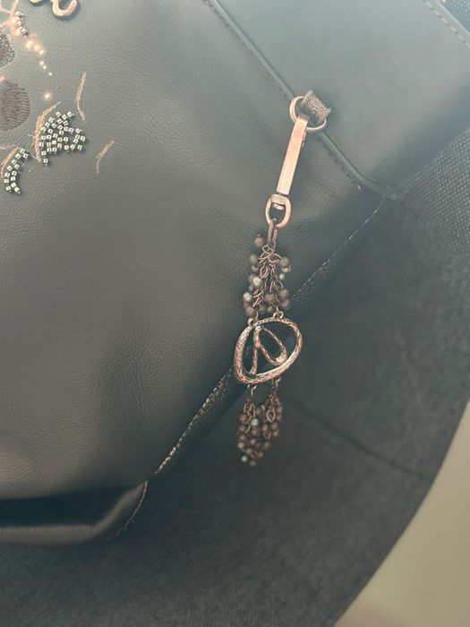 Нова чанта Anekke