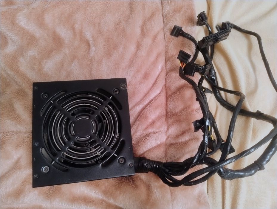 Продам запчасти на пк