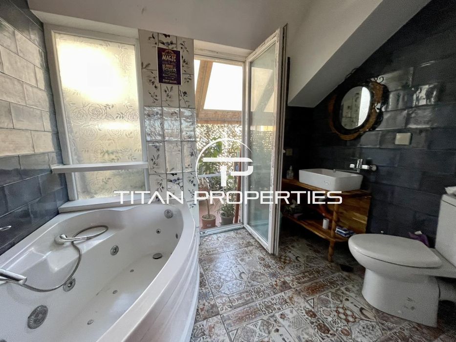 Дава се под наем Тристаен апартамент в Бургас, Възраждане - 115 кв.м за 561 € - Снимка #5