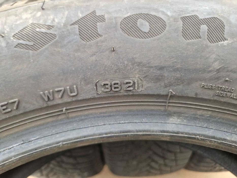 4 броя Firestone R19 235/55
Зимни гуми 
DOT3821