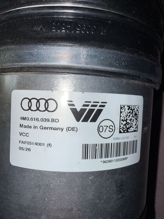 Vând amortizoare cu perne Audi
