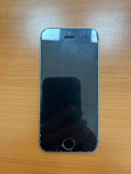 Продам Айфон 5 S