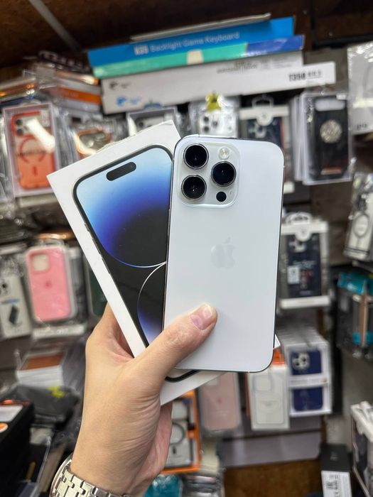 iPhone 14 Pro 256Gb без ремонта