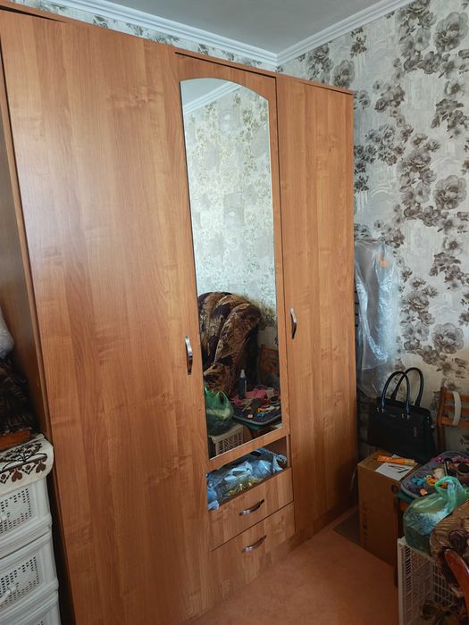 Продам шкаф для одежды