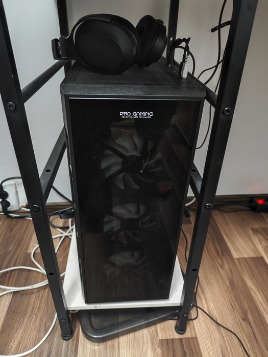 PC gaming cu Rx 7600