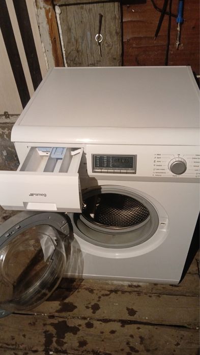 Продам стиральную машину автомат