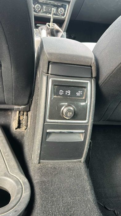 Dezmembrez Skoda Superb an 2011 2,0 tdi cod motor cffb euro 5
