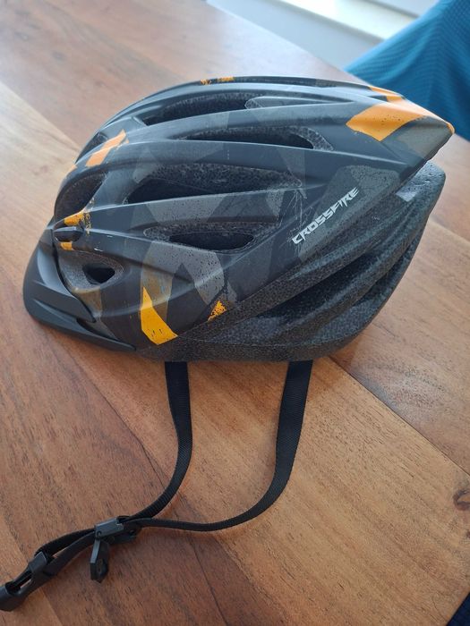 Каска за велосипед