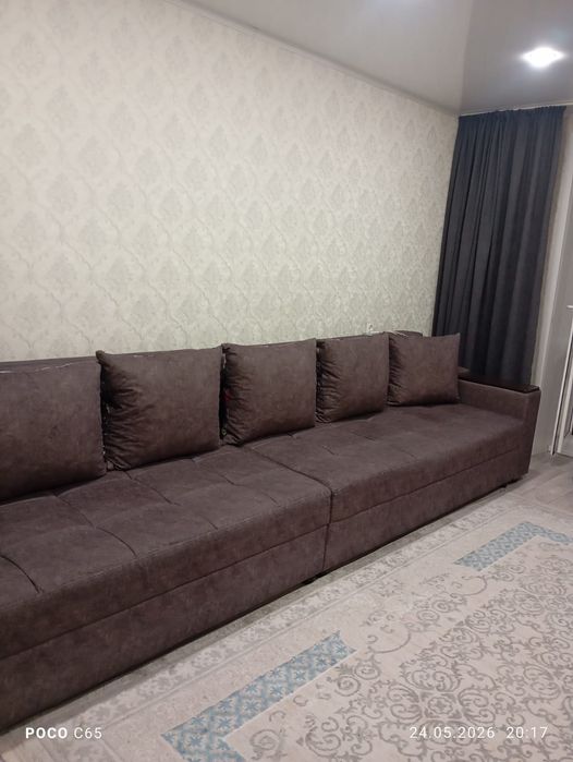 продается диван в