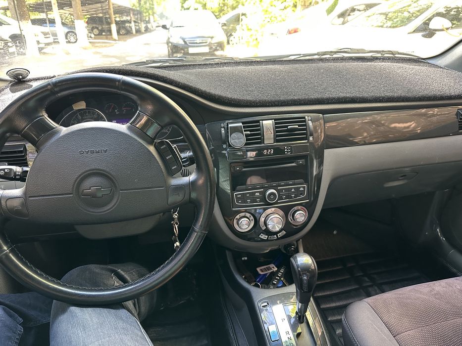 Автомашина Жентра сотилади