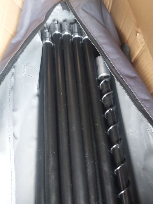 Сондажна ръчна ядкопробивна машина за вземане на скални  проби.